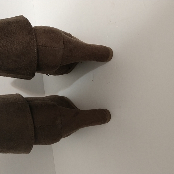 Tan Faux Suede Lace Up Wedge Ankle Booties sz 8 - Picture 4 of 5